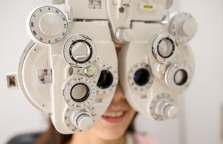 COMMUNITY EYECARE LAUNCHES GATESHEAD METROCENTRE TREATMENT CENTRE 