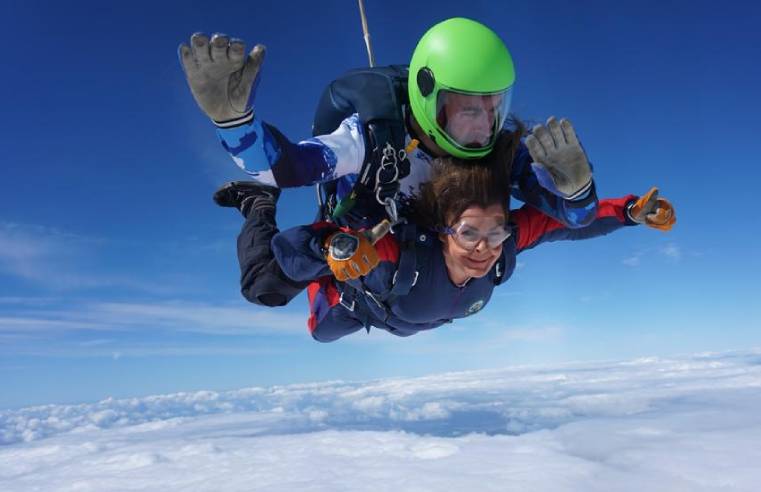 CARE WORKER LOUISE BROADBELT RAISES OVER £5K IN CHARITY SKYDIVE